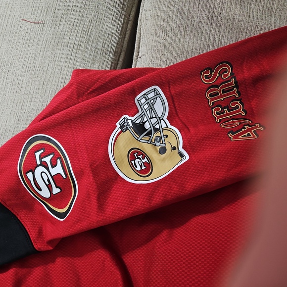 49ers Red Hoodie. Nike. NWT. High Quality Dri Fit Material. - Picture 5 of 9